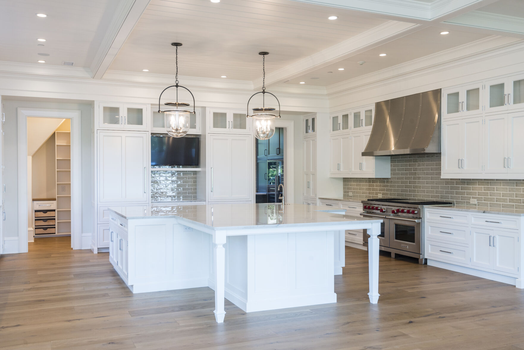 101 Flyway Kitchen